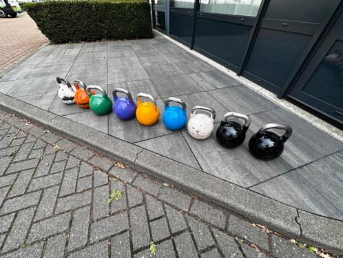 Competitie Kettlebells 4kg t/m 40kg, Sport en Fitness, Fitnessmaterialen, Gebruikt, Kettlebell, Ophalen