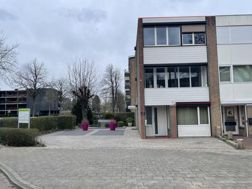 NIEUW! Woonruimte te huur Barbarastraat, Geleen, Huizen en Kamers, Huizen te huur