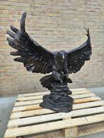 Bronzen zeer zware levensechte arend bijna niet te tillen !, Ophalen of Verzenden, Nieuw, Overige materialen, Dierenbeeld