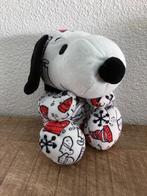 Snoopy Peanuts Holiday Kerst knuffel Hallmark +- 22 cm. ZGAN, Ophalen of Verzenden, Zo goed als nieuw, Overige typen