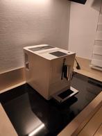 Jura A1 wit koffiemachine, Witgoed en Apparatuur, Koffiezetapparaten, Afneembaar waterreservoir, Gebruikt, 10 kopjes of meer, Koffiemachine