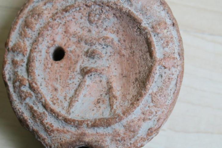 oud olielampje, Romeins?, Antiek en Kunst, Antiek | Keramiek en Aardewerk, Verzenden