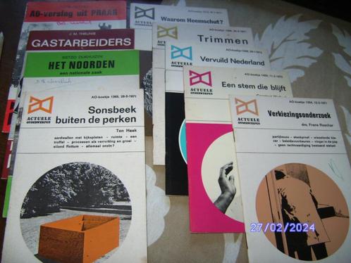 AO boekjes 9 st aktuele onderwerpen bv Heemschut Bronbeek Ar, Boeken, Tijdschriften en Kranten, Gelezen, Overige typen, Ophalen of Verzenden