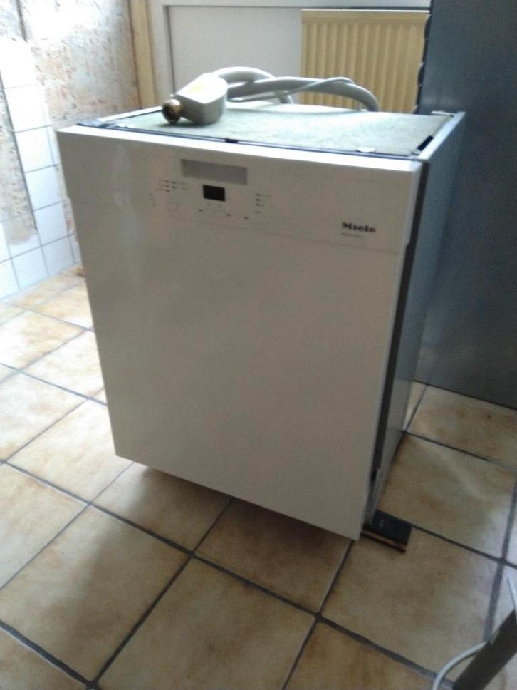 Vaatwasser inbouw Miele, Witgoed en Apparatuur, Vaatwasmachines, Gebruikt, Inbouw, Minder dan 85 cm, 45 tot 60 cm, Energieklasse A of zuiniger