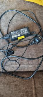 HIPRO HP‑A0652R3B adapter levert 19 V bij 3,42 A (65 W), Ophalen of Verzenden, Zo goed als nieuw