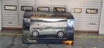 1.43 aston martin v12 vanquish james bond die another day, Hobby en Vrije tijd, Modelauto's | 1:43, Ophalen of Verzenden, Zo goed als nieuw