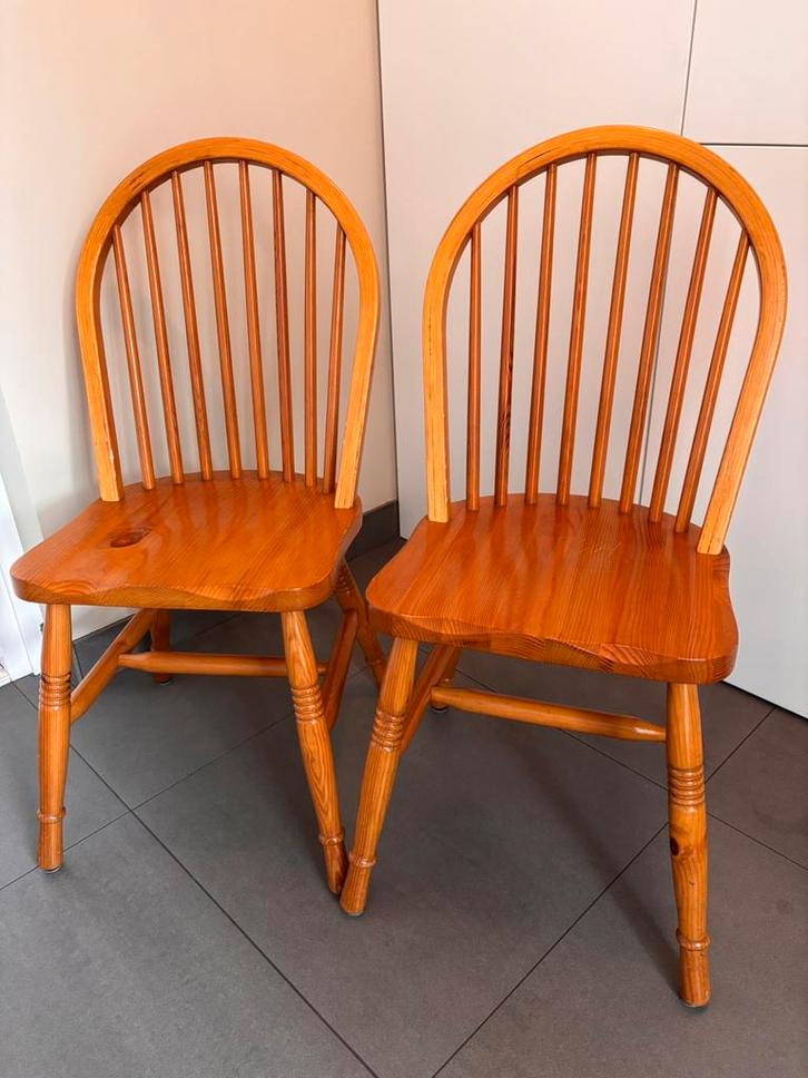 2 Authentieke Windsorstoelen / spijlenstoelen, Huis en Inrichting, Stoelen, Gebruikt, Twee, Hout, Bruin, Ophalen