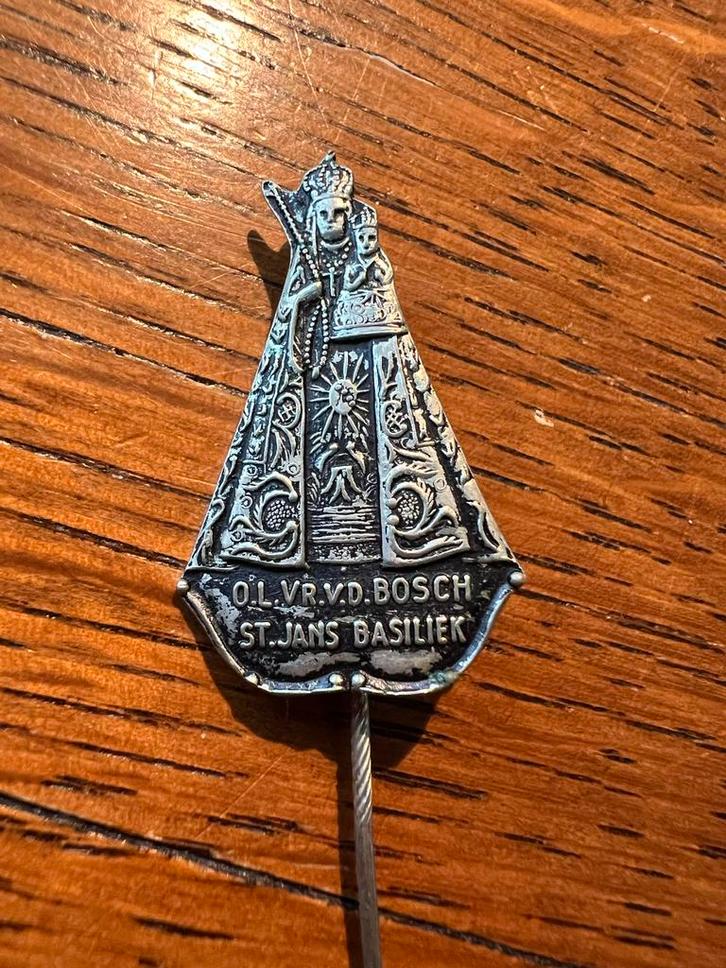 O.L.V. v.d. Bosch Speldje St. Jans Basiliek, Verzamelen, Speldjes, Pins en Buttons, Gebruikt, Speldje of Pin, Stad of Land, Ophalen of Verzenden
