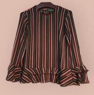 ✨️UNITED COLORS OF BENETTON Stijlvolle Blouse  Maat XS/S✨️✨️ beschikbaar voor biedingen