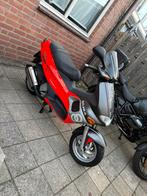 Gilera Runner 180cc dd m08 a2 fluorosso heel fris, Fietsen en Brommers, Scooters | Piaggio, Gebruikt, Overige modellen, Maximaal 45 km/u