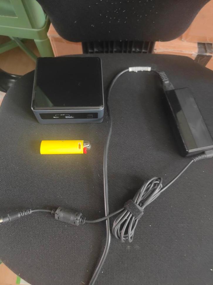 Compacte Mini PC - Intel i3 11e Gen, 500GB SSD, 16GB RAM, Computers en Software, Desktop Pc's, Gebruikt, Ophalen of Verzenden