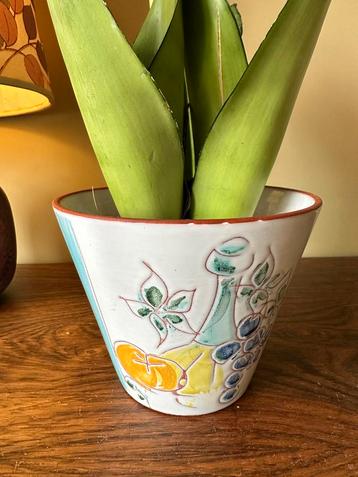 Vintage bloempot Adco? mid century 11.5 x 14.5 izgs beschikbaar voor biedingen