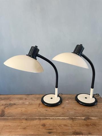 Twee vintage jaren 70  Franse Aluminor lampen beschikbaar voor biedingen