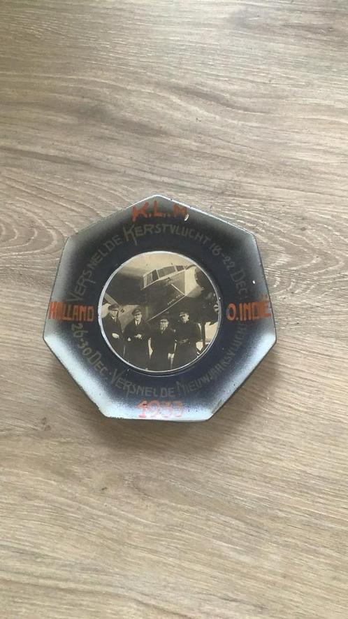 KLM keramiek bord K.L.M. 1933 Holland  O. Indië, Verzamelen, KLM Huisjes, Gebruikt, Paleis of Waag, Ophalen
