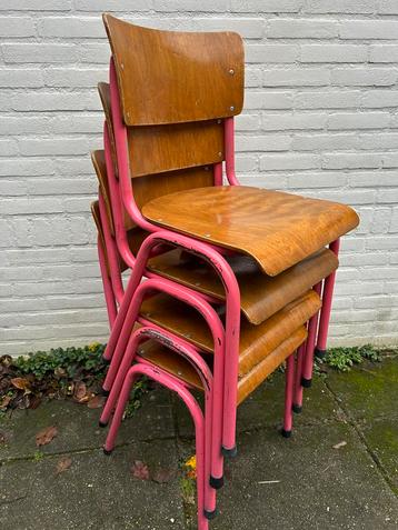 Vintage Frans brocante schoolstoelen set van 4 beschikbaar voor biedingen