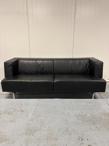 2,5-zits Harvink bank beschikbaar voor biedingen