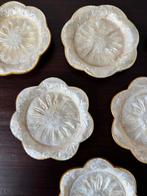 Vintage Parelmoer Onderzetters, Bloemvorm, Mother of Pearl, Ophalen of Verzenden, Glas of Kopje