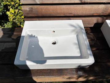Twee stuks Duravit Opbouw Wastafel beschikbaar voor biedingen