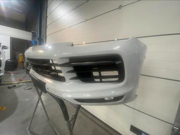 Porsche cayenne voor bumper compleet inclusief led beschikbaar voor biedingen