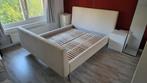 Compleet tweepersoonsbed met elektrische lattenbodems, Ophalen, Gebruikt, Beige, Tweepersoons
