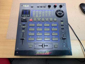Akai Remix 16 - 16mb RAM - MET de SCSI aansluiting! beschikbaar voor biedingen