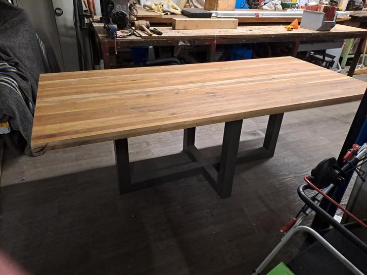 Tafel eiken massief 219x97cm H75cm, Huis en Inrichting, Tafels | Eettafels, Zo goed als nieuw, 50 tot 100 cm, 200 cm of meer, Vijf personen of meer
