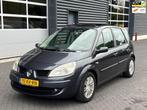 Renault Scénic 2.0-16V Business Line, panoramadak, trekhaak, 1998 cc, 135 pk, Gebruikt, 4 cilinders
