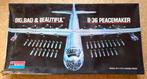 Monogram Big, Bad & Beautiful B-36 Peacemaker 1:72, Hobby en Vrije tijd, Modelbouw | Vliegtuigen en Helikopters, Overige merken