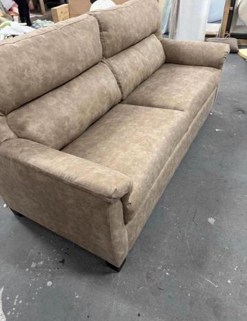 Stijlvolle slaapbank Taupe beschikbaar voor biedingen