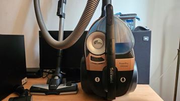 Philips 9000 zakloze stofzuiger krachtig, netjes en schoon

 beschikbaar voor biedingen