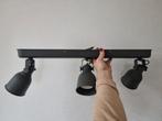Ikea Hektar plafondrail / plafondlamp - 3 spots, Huis en Inrichting, Lampen | Spots, Ophalen, Zo goed als nieuw, Metaal of Aluminium