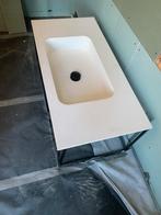 Cosmic Corian wastafel met zwart onderstel, Ophalen, 25 tot 50 cm, Wasbak of Wastafel, Minder dan 100 cm
