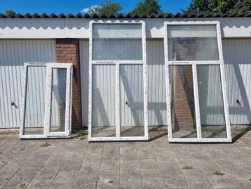 Kunstof kozijnen beschikbaar voor biedingen