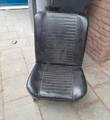 Rechter voorstoel Daf 44 46 66 beschikbaar voor biedingen