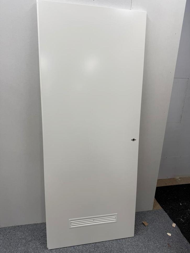 MP223 - Svedex meterkastdeur opdek rechts 204,8 x 82,6, Doe-het-zelf en Verbouw, Deuren en Horren, Zo goed als nieuw, Binnendeur