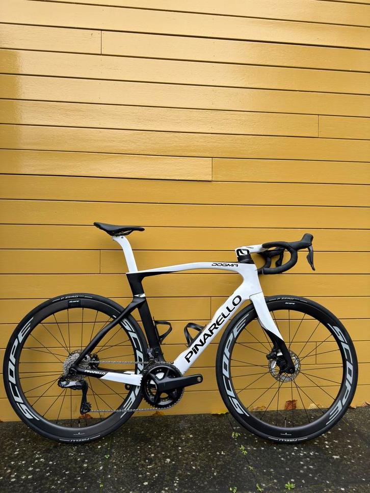 Pinarello Dogma F – maat 57,5, Fietsen en Brommers, Fietsen | Racefietsen, Zo goed als nieuw, Overige merken, Meer dan 20 versnellingen