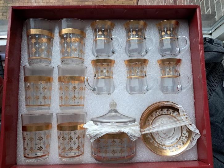 Vintage Arabische/Marokkaanse Thee Set, Huis en Inrichting, Keuken | Servies, Zo goed als nieuw, Kop(pen) en/of Schotel(s), Overige stijlen