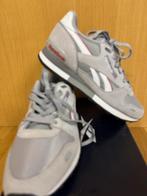 Reebok Classic Sneakers - Maat 42,5 licht grijs van kleur, Overige kleuren, Verzenden, Nieuw, Reebok
