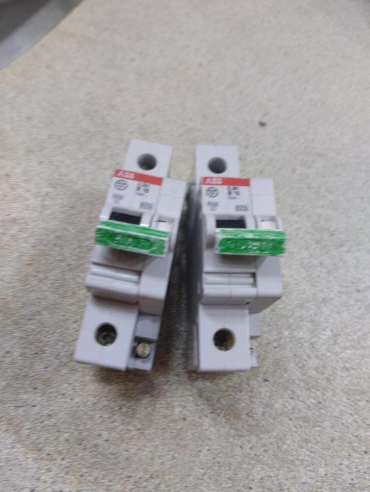 Te koop; ABB installatieautomaat B16., Doe-het-zelf en Verbouw, Bouwverlichting, Gebruikt, Ophalen of Verzenden