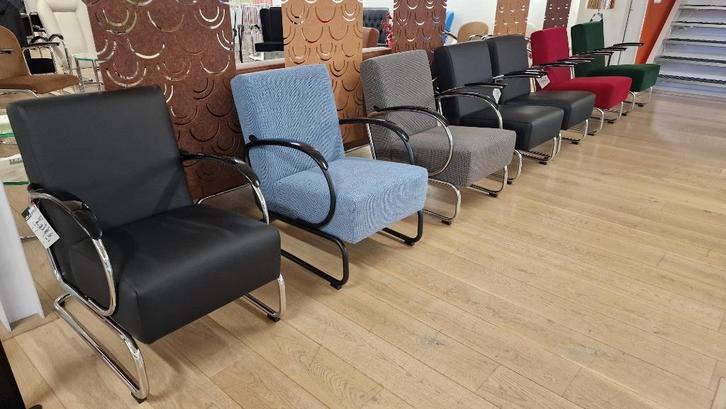 Fauteuils model Gispen 405 en Gispen 407, Huis en Inrichting, Fauteuils, Gebruikt, Leer, Metaal, Stof, Overige materialen, 50 tot 75 cm