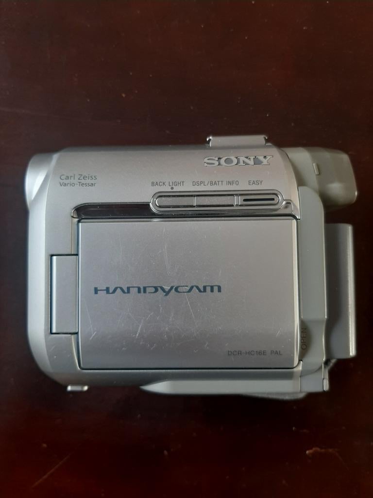 Sony Handycam DCR-HC16E - Defect scherm, voor reparatie, Ophalen of Verzenden, Overige soorten, Camera