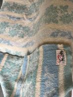 Mooie vintage wollen deken van Aabee, Huis en Inrichting, Woonaccessoires | Plaids en Woondekens, Ophalen of Verzenden, Zo goed als nieuw