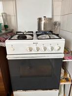 Gasfornuis met oven, Witgoed en Apparatuur, Fornuizen, Ophalen, Gebruikt, 4 kookzones, Gas