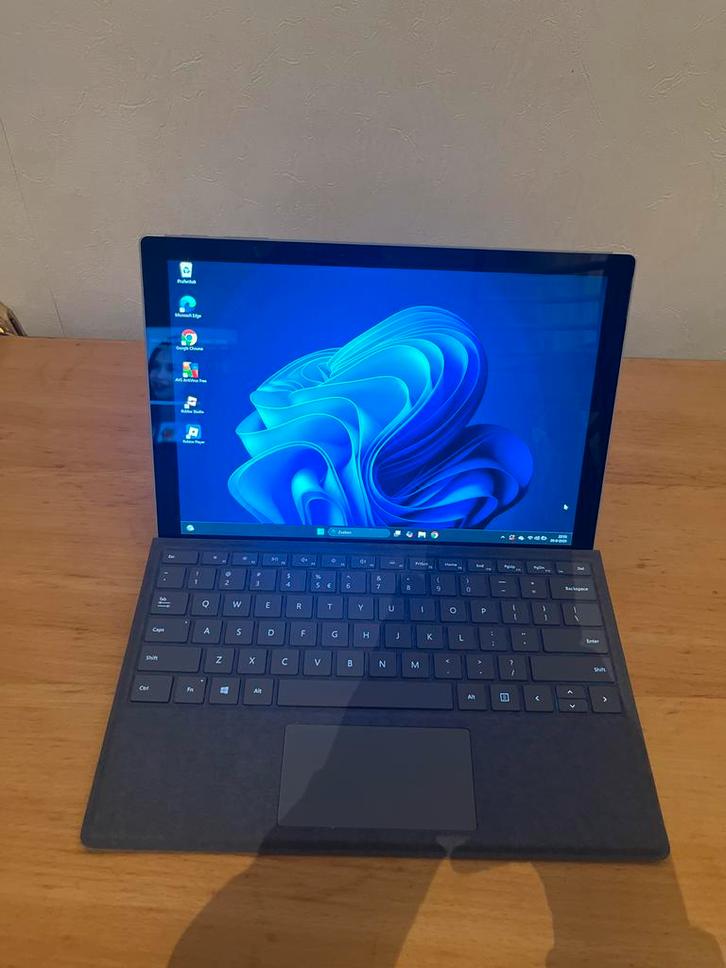 Laptop - Goede staat!, Computers en Software, Windows Laptops, Zo goed als nieuw, 12 inch, SSD, 3 tot 4 Ghz, 8 GB, Qwerty, Met touchscreen