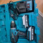 Makita  schroef  boormachine, Ophalen of Verzenden, Zo goed als nieuw, 600 watt of meer, Boormachine