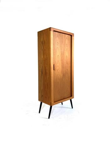 Vintage teakhouten highboard, Silkenborg Møbelfabrik ‘70 beschikbaar voor biedingen