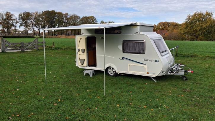 Knusse Trigano Silver Edition 380 '09 met Mover, Caravans en Kamperen, Caravans, Bedrijf, Rondzit, Trigano, Overige typen, Fietsenrek