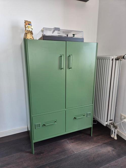 Donkergroene IKEA kast (slechts enkele maanden gebruikt), Huis en Inrichting, Kasten | Lockerkasten, Zo goed als nieuw, Ophalen