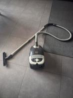 Miele stofzuiger, Witgoed en Apparatuur, Stofzuigers, Ophalen of Verzenden, Zo goed als nieuw, 2000 watt of meer