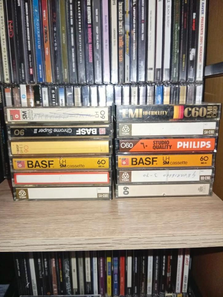 12 Stuks Cassettebandjes Diversen Lengtes, Cd's en Dvd's, Cassettebandjes, Gebruikt, Overige genres, 2 t/m 25 bandjes, Met bewaardoos, rek of koffer